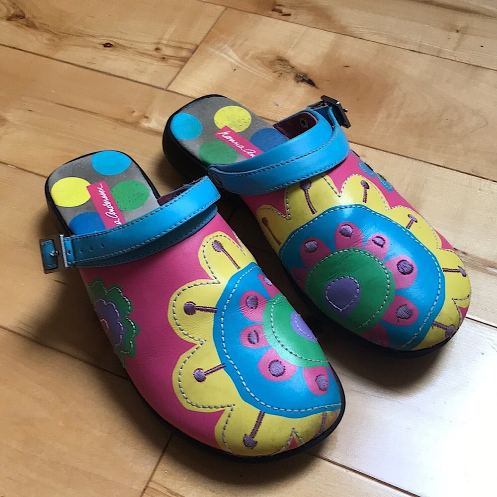 Hanna Andersson clogs